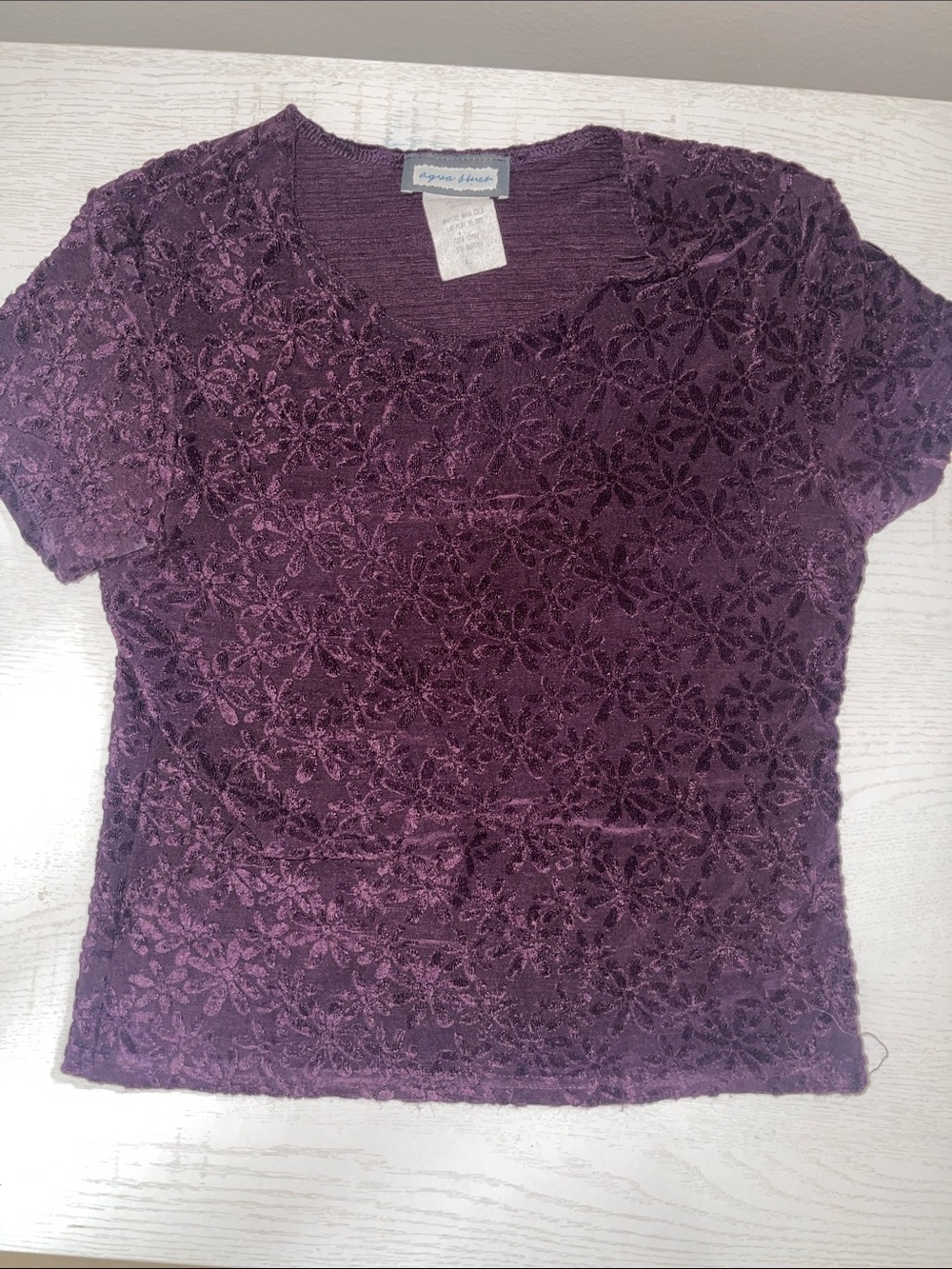 Vintage Aqua Blu Purple Floral-Textured Short Sleeve Top